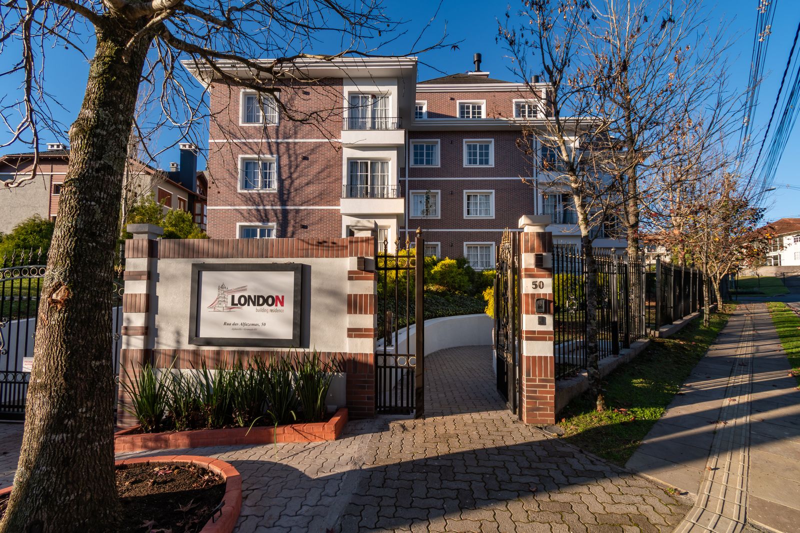 Identidade London building residence